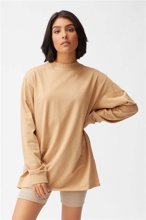 oversized long sleeve shirts.